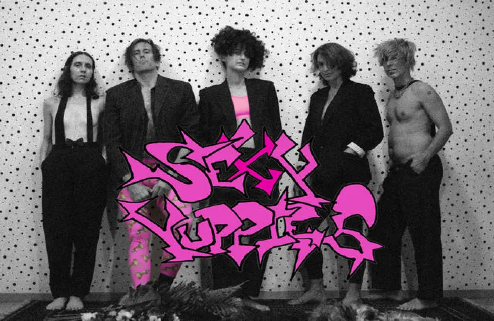 Σειρά παραστάσεων των έργων της Λίας Χαράκη SKULL και SEXY YUPPIES τον Νοέμβριο