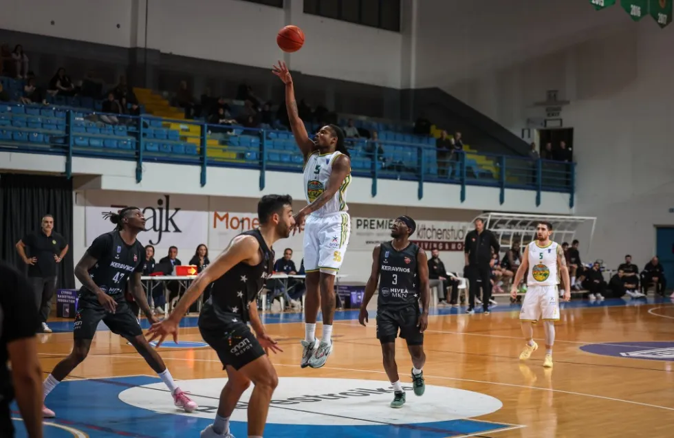 Πήρε και το ντέρμπι με τον Κεραυνό η Πετρολίνα ΑΕΚ και συνεχίζει αήττητη