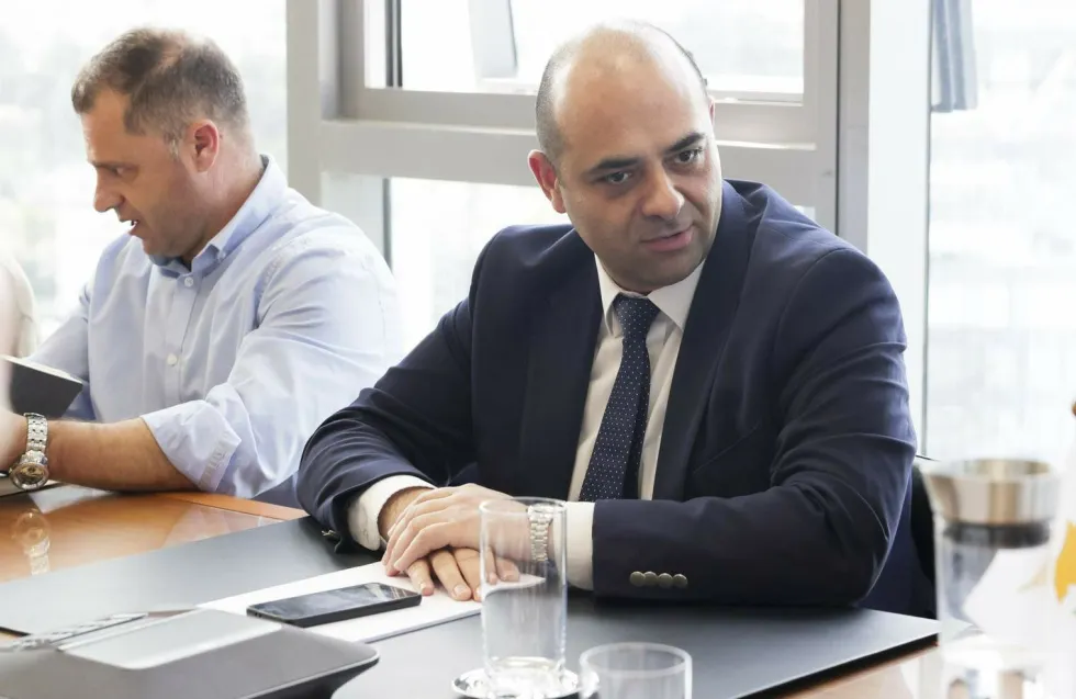 Υπουργός Εργασίας: «Δέχτηκα απειλές υπό την καθοδήγηση σωματείου το οποίο οφείλει τεράστια ποσά» 