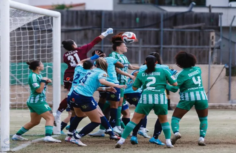 Προβάδισμα για Apollon Ladies, ανοιχτοί λογαριασμοί στο άλλο