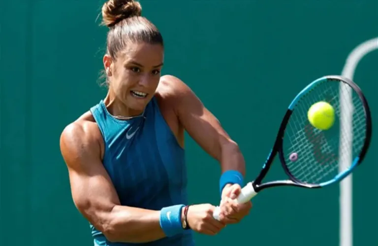 Παραδόθηκε στη Σβιάτεκ η Σάκκαρη
