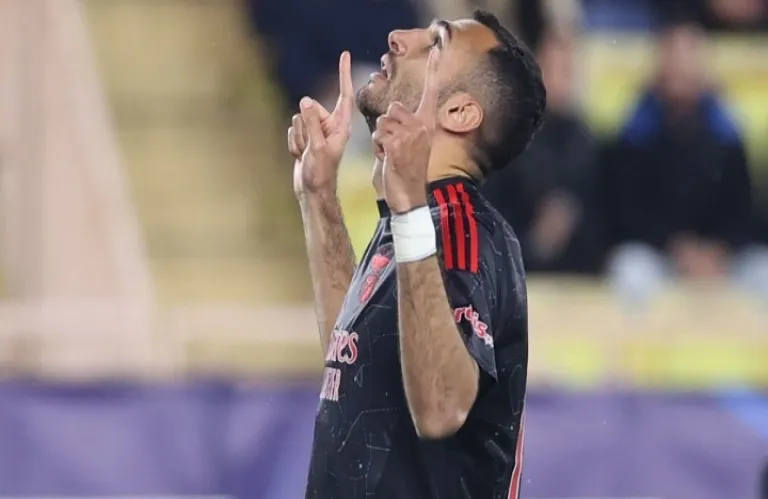 BINTEO: Πρώτο βήμα για Μπενφίκα χάρις στον Παυλίδη - Προβάδισμα για Μπάγερν και Φέγενορντ