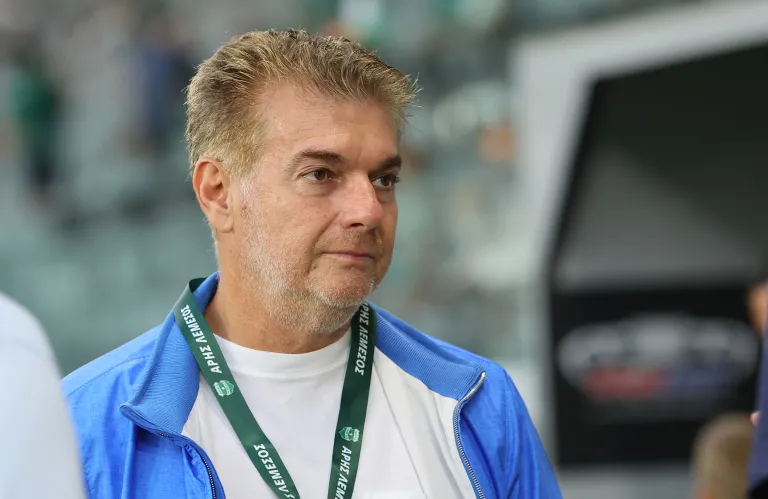 Επίθεση Παπασταύρου σε ΚΟΠ: «Ο Γιώργος Κούμας πρέπει να παραιτηθεί άμεσα»