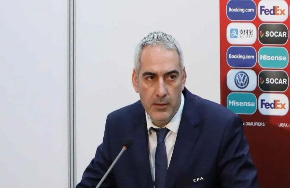 Σιαμπουλλής: «Δεν θα είναι εφικτό μόνο με Κύπριους»