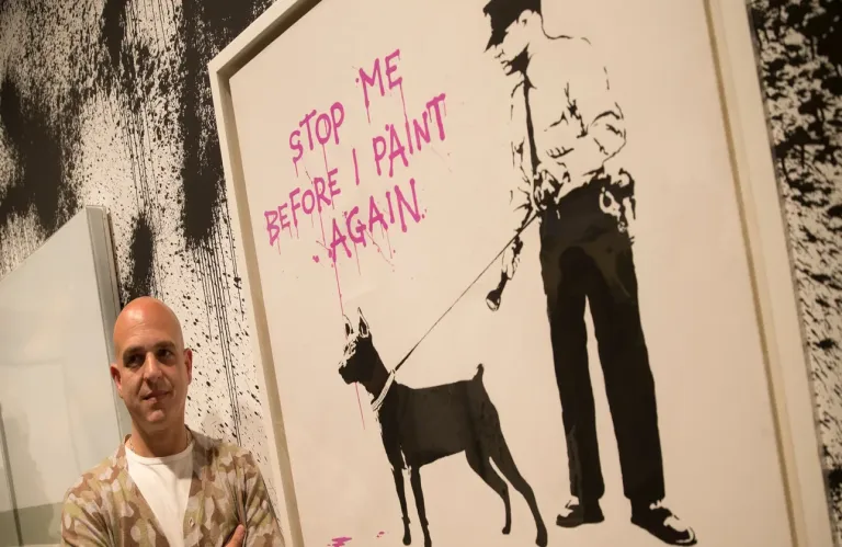 Banksy: Τι εξηγεί για την ταυτότητά του ο πρώην μάνατζέρ του, Στιβ Λαζαρίδης 