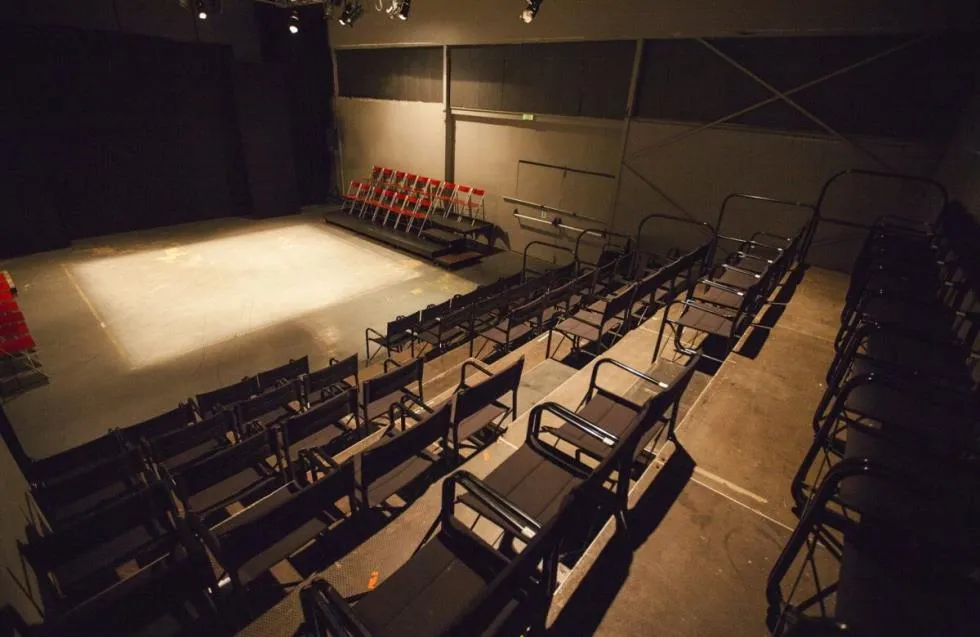 Κλείνουν θέατρα με το «Θυμέλη» - Ζητάει παρέμβαση Προέδρου Δημοκρατίας η Ομοσπονδία Θεατρικών Φορέων Κύπρου