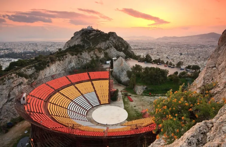 Επαναλειτουργεί το ιστορικό θέατρο Λυκαβηττού μετά από 15 χρόνια